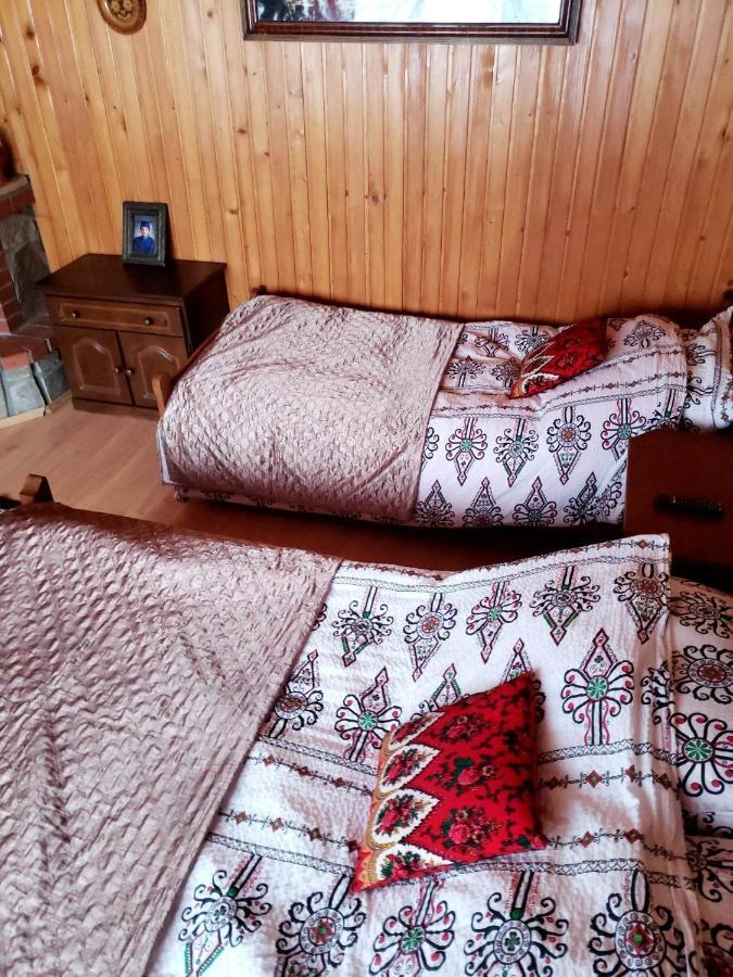 U Huraja Gron Bagian luar foto